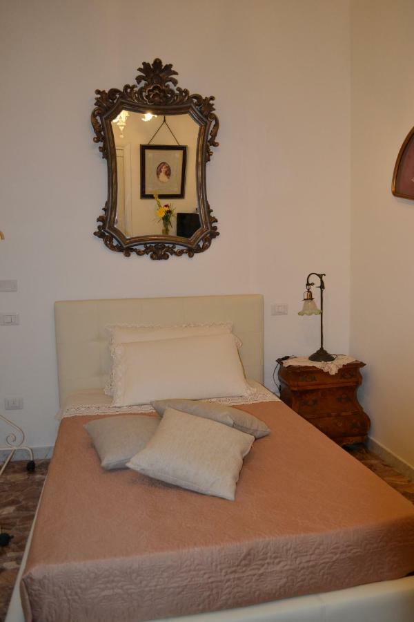 Le Signorine B&B Lecce Eksteriør billede