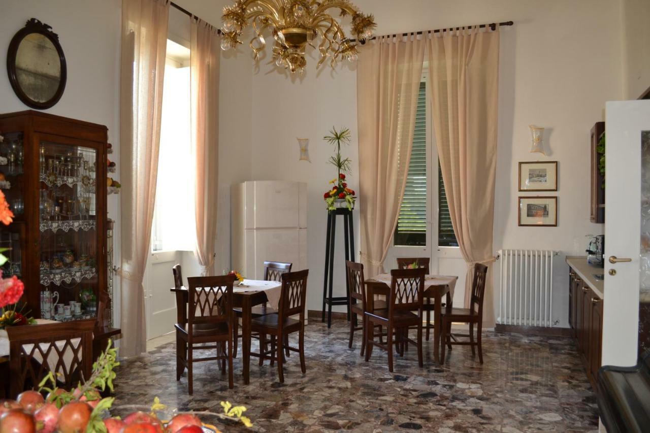 Le Signorine B&B Lecce Eksteriør billede