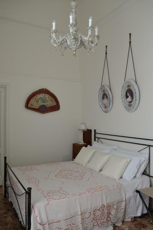 Le Signorine B&B Lecce Eksteriør billede